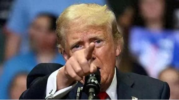 如果贸易战失败，美国会不会选择用武力摧毁中国？有专家分析，如果美国输了这场贸易战