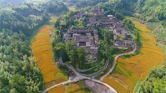 永泰要成为福建新名片，这可不是随口说说！它有太多让人眼前一亮的地方。
永泰的自然