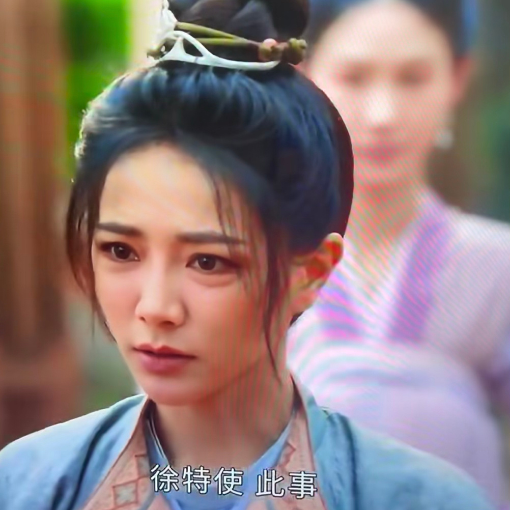 胡可咋变样了？我记得以前不是长这样啊… ​​​
