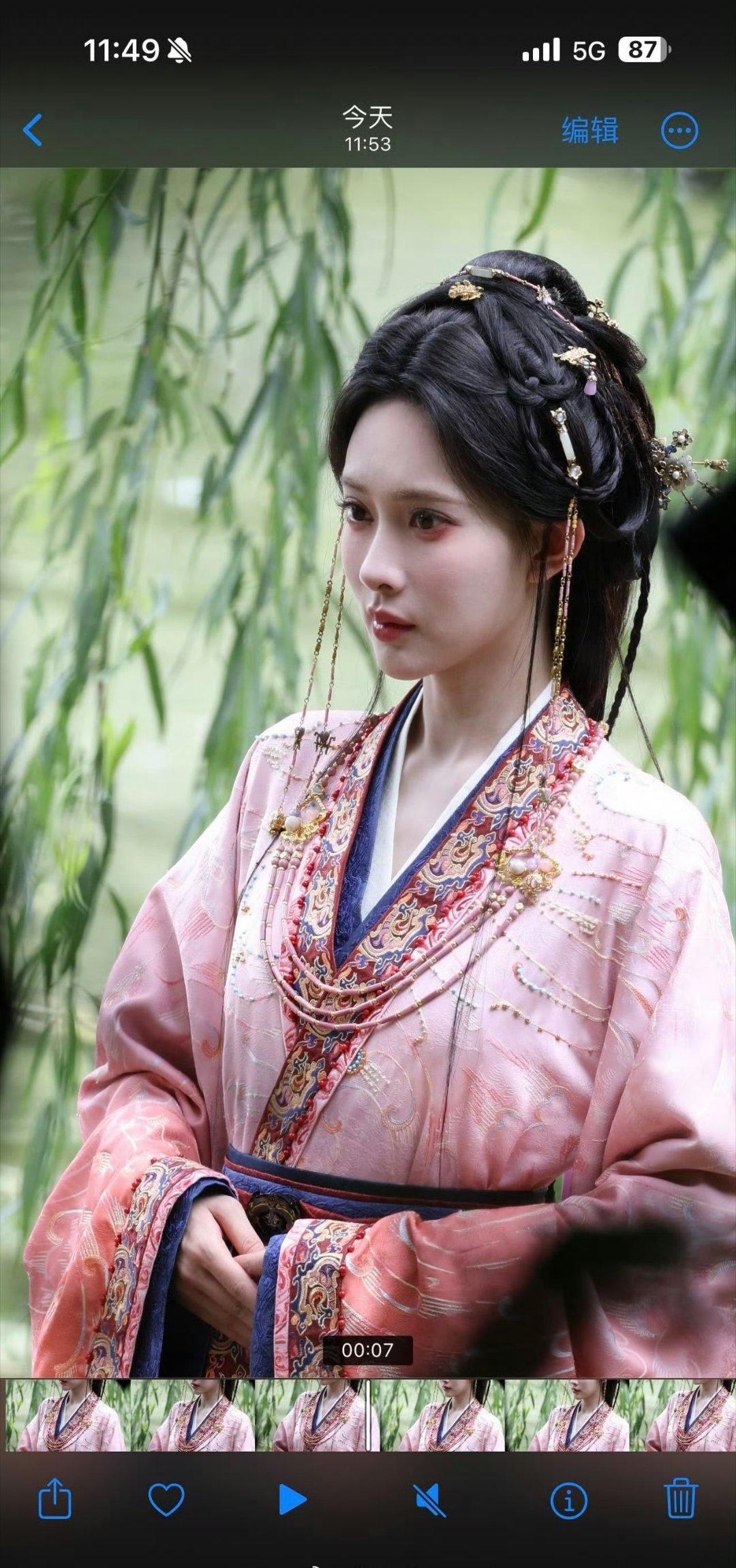 孟子义这张原相机生图好权威 ​​​