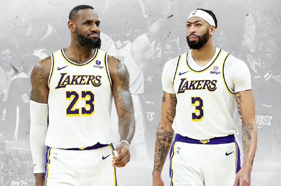 湖人这个排名不好，需要考虑是否打掘金，西部第八也不错了。
第一，湖人战胜鹈鹕，太