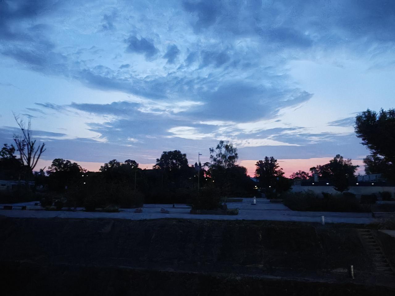0482.莱茵河的早晨