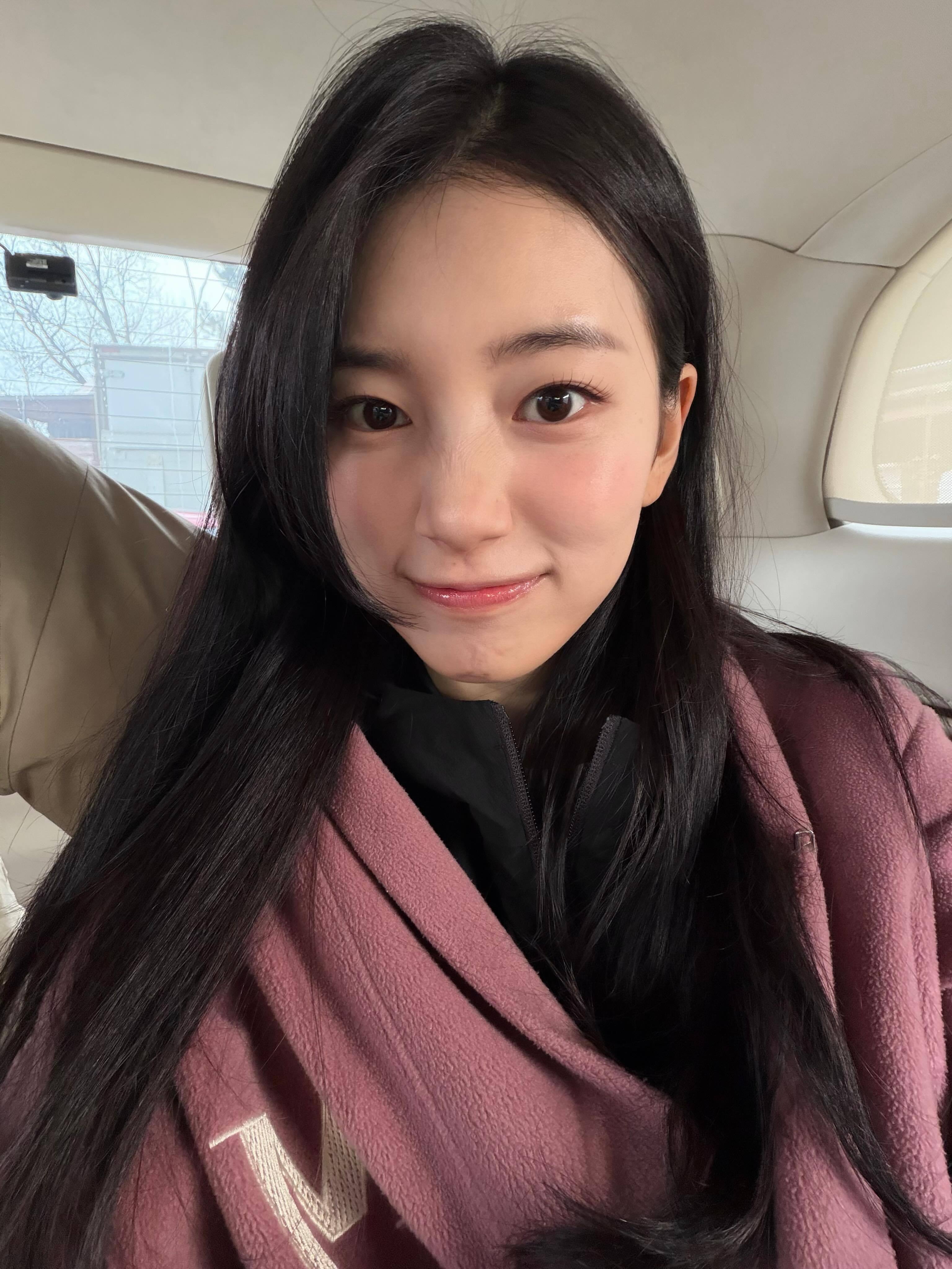 裴秀智🏷️ins:skuukzky 