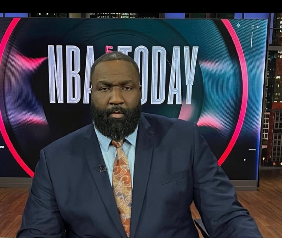 帕金斯: 随着巴特勒的赛季报销，库里是时候给字母哥打电话了求着字母的加盟，就像当