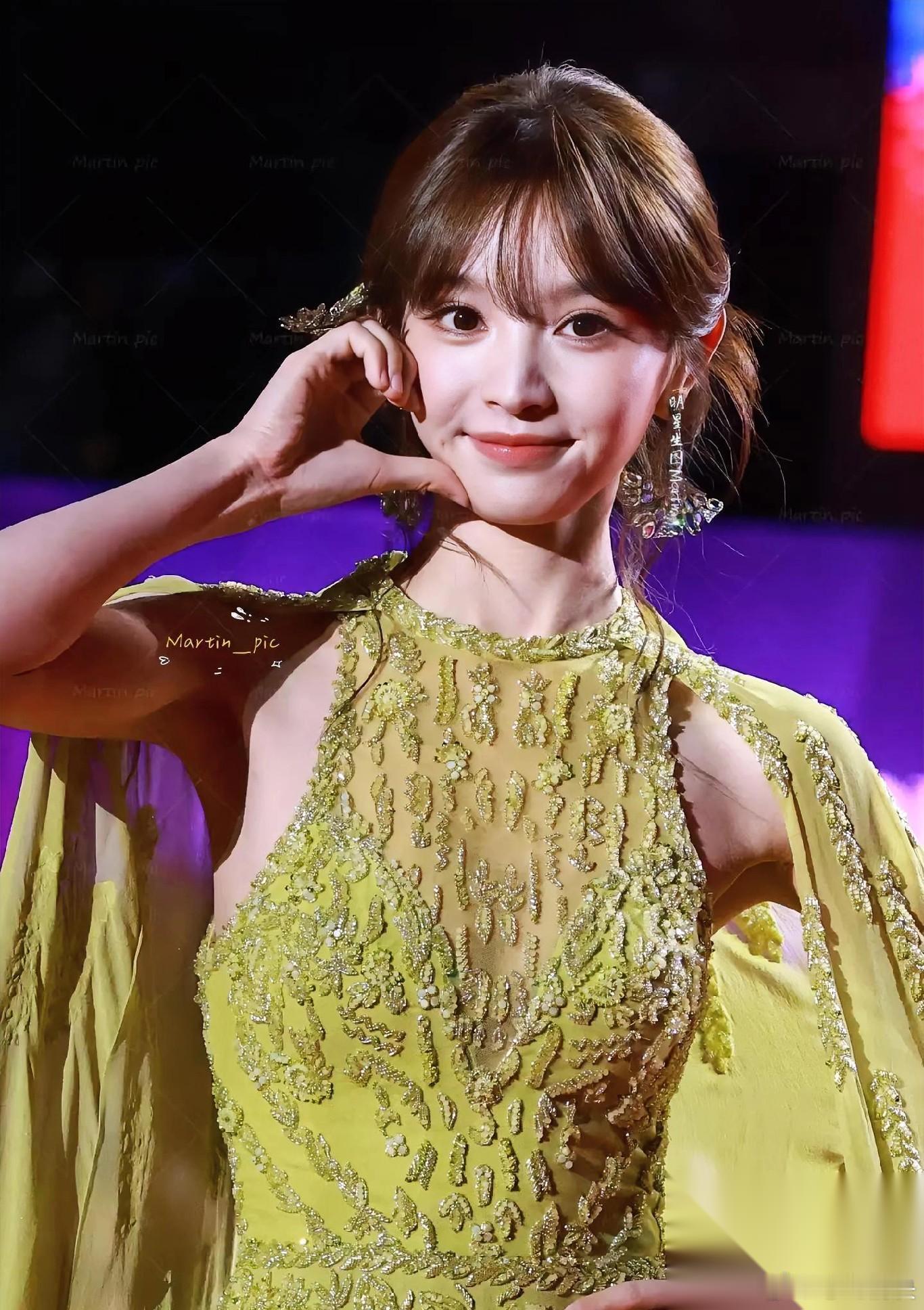 田曦薇演技怎么样 我不评价 但有一点不得不承认，那就是她真的很甜美可愛，特别是做