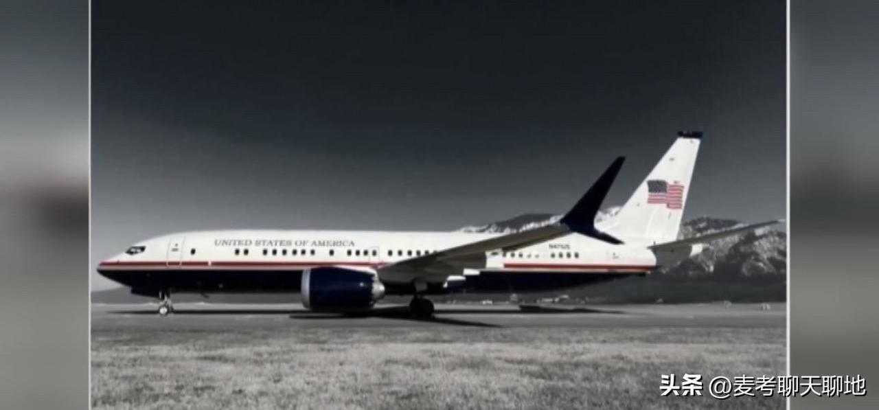 根据《华尔街日报》报道，美国国土安全部长诺姆被特朗普解职，原因是腐败。去年10月