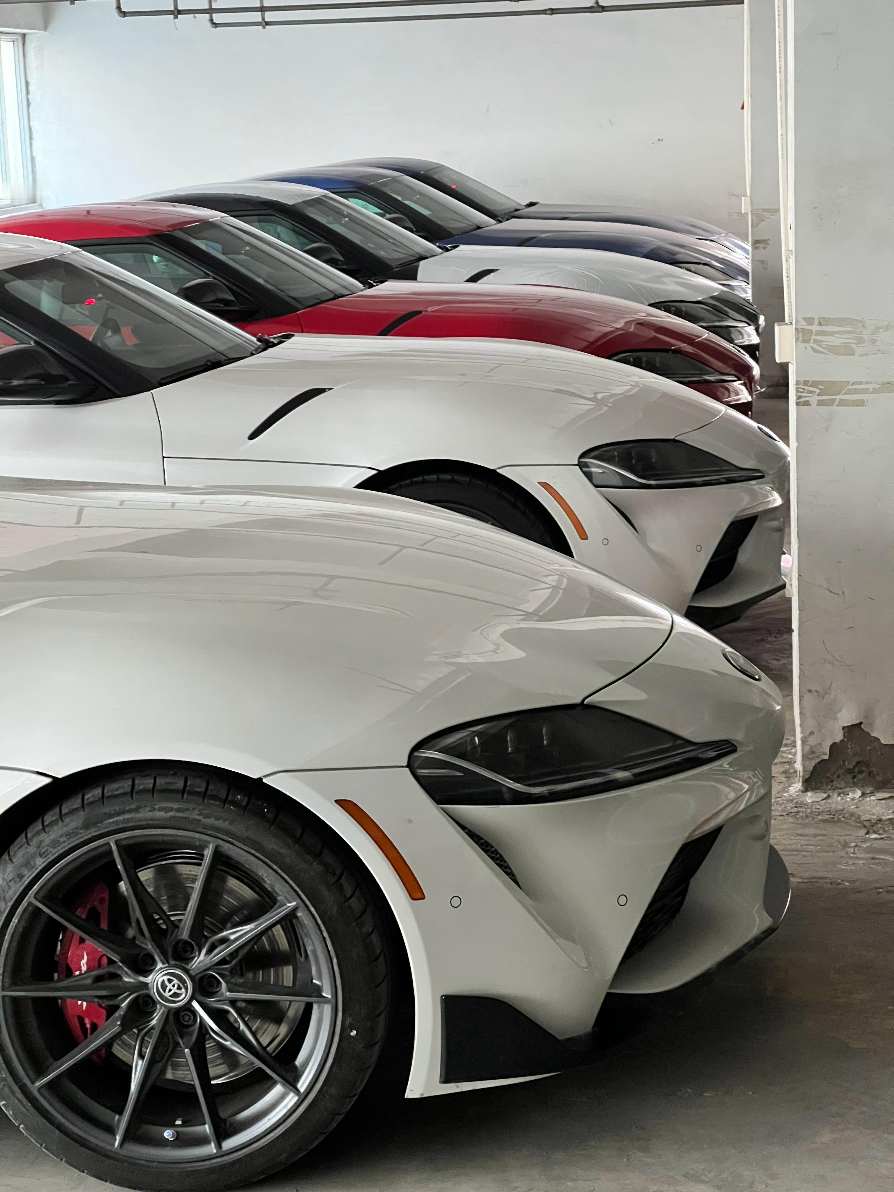 A91 GR Supra手动挡现货，白色，黑色，红色，蓝色均有现货全国可以货到付