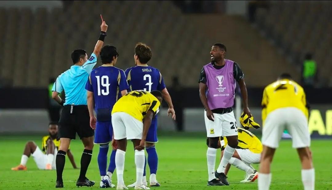 得罪沙特？曝马宁因争议判罚被取消亚冠资格，本有望执法决赛北京时间4月21日，沙特