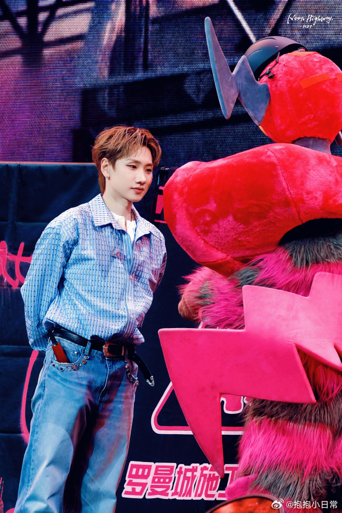 汪苏泷郑州演唱会抢票汪苏泷明日世界演唱会郑州站汪苏泷你是懂宠粉的，首站郑州还连开