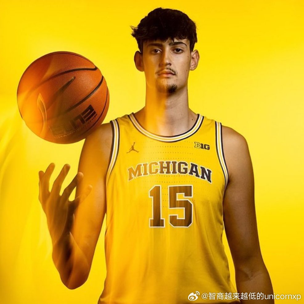 Aday Mara 21分钟19分7板6助3帽NCAANBA