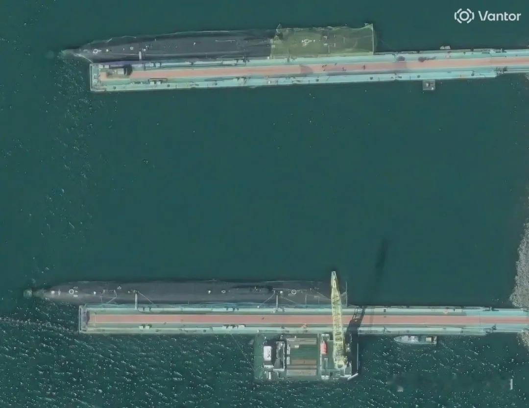 5月15日，据俄罗斯卫星通讯社报道，近日，停靠在堪察加半岛2艘“北风之神”战略核