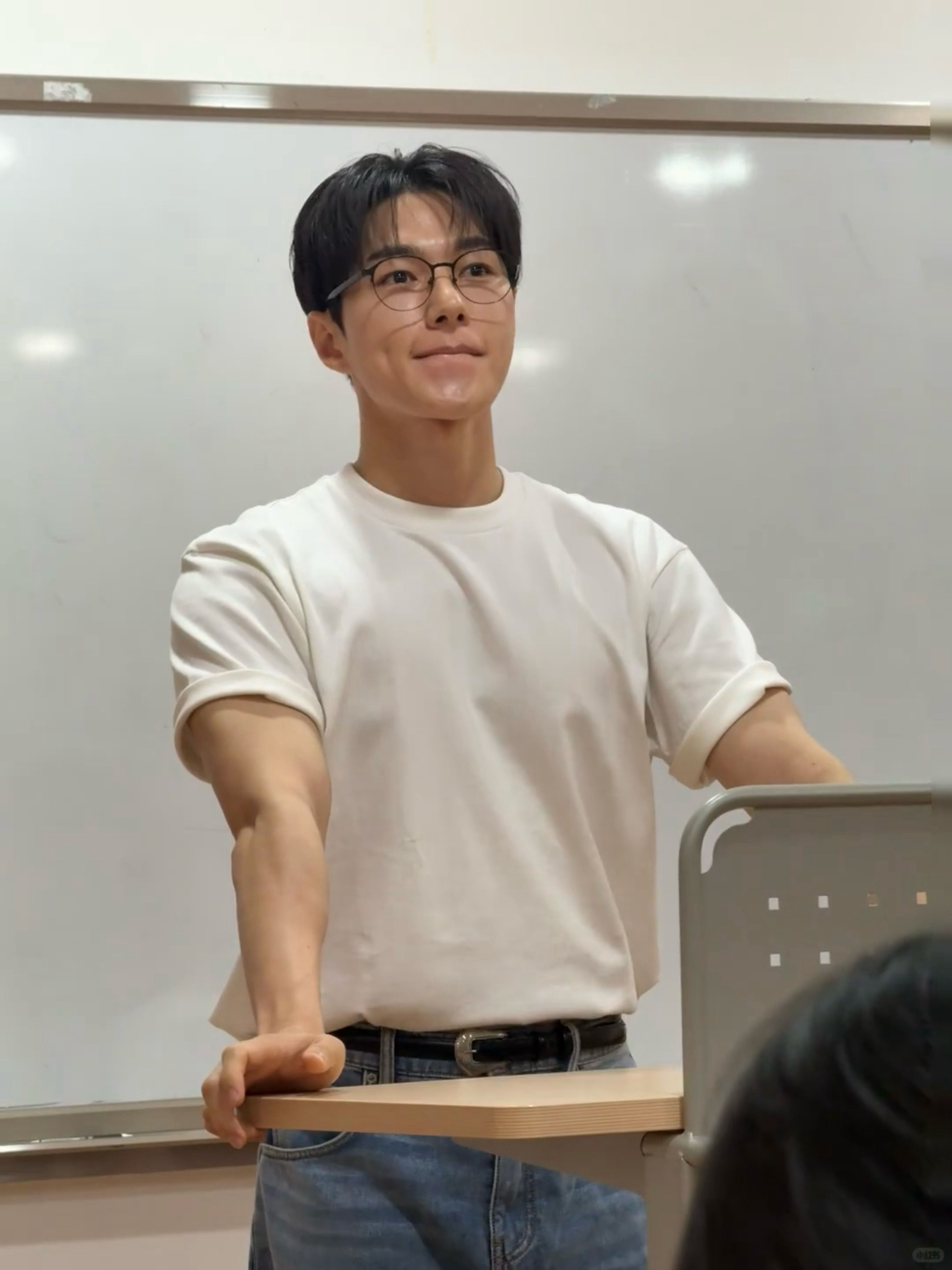 二代神颜依旧权威🫡 Infinite金明洙今天被世宗大学邀请上特讲课，这哪儿听