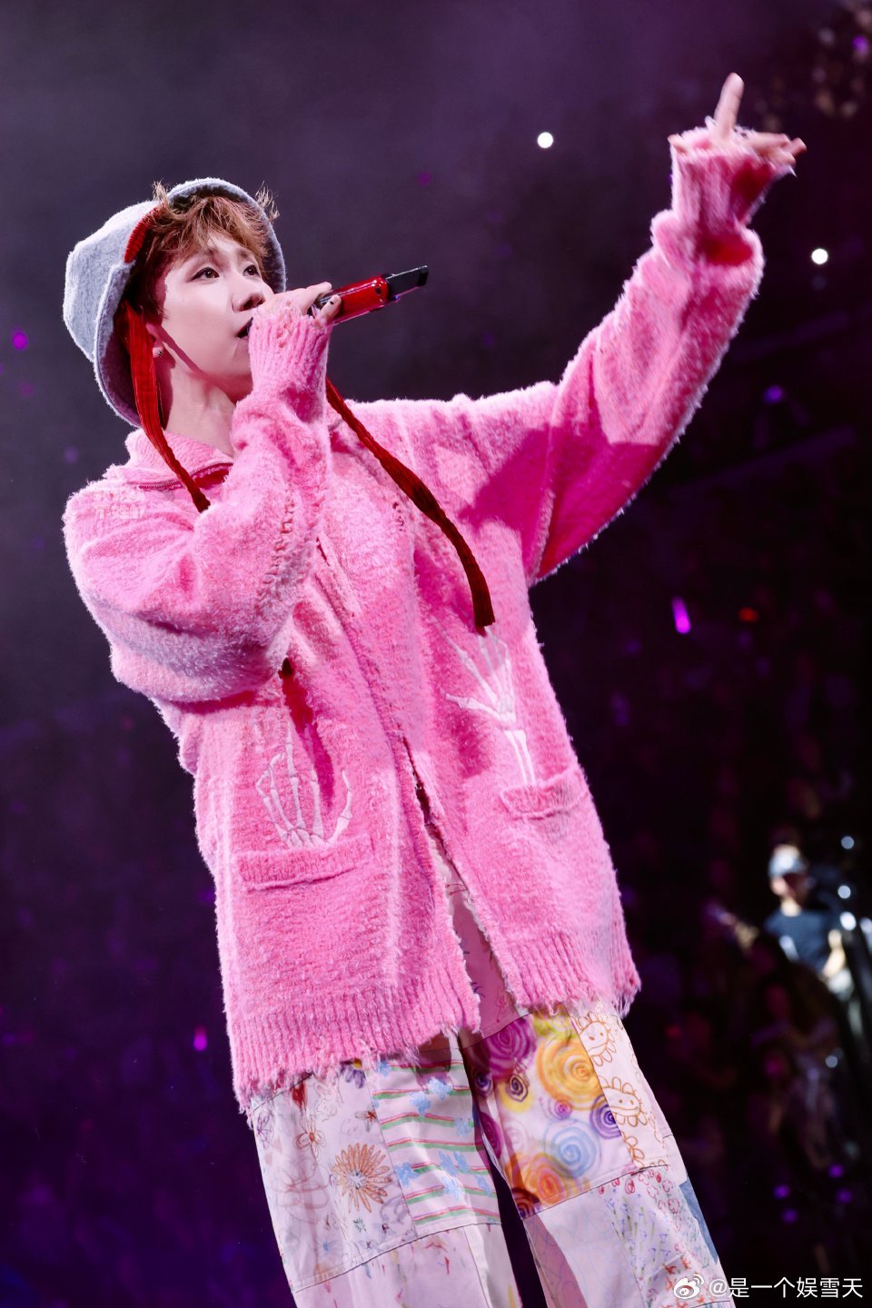 汪苏泷墨尔本演唱会上座率 汪苏泷墨尔本演唱会人气爆棚，现场几乎座无虚席，超高上座