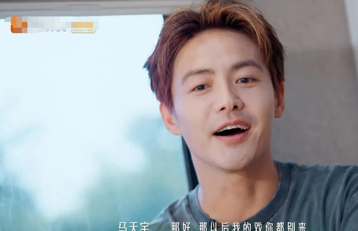 马天宇自曝拉黑张萌近十年，起因竟是他婉拒了张萌的戏约，张萌当场放话“那以后我的戏
