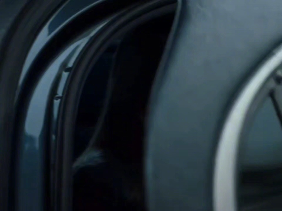 安妮海瑟薇你永远走在时代的最前沿。小时候看《公主日记》和《穿Prada的女王》觉