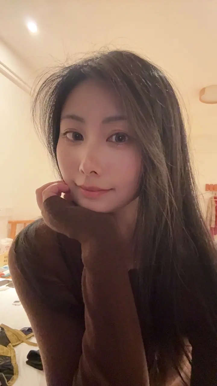 等等我先摆好造型 氛围感的尽头是高糊 不止一面 御姐 美出高级感