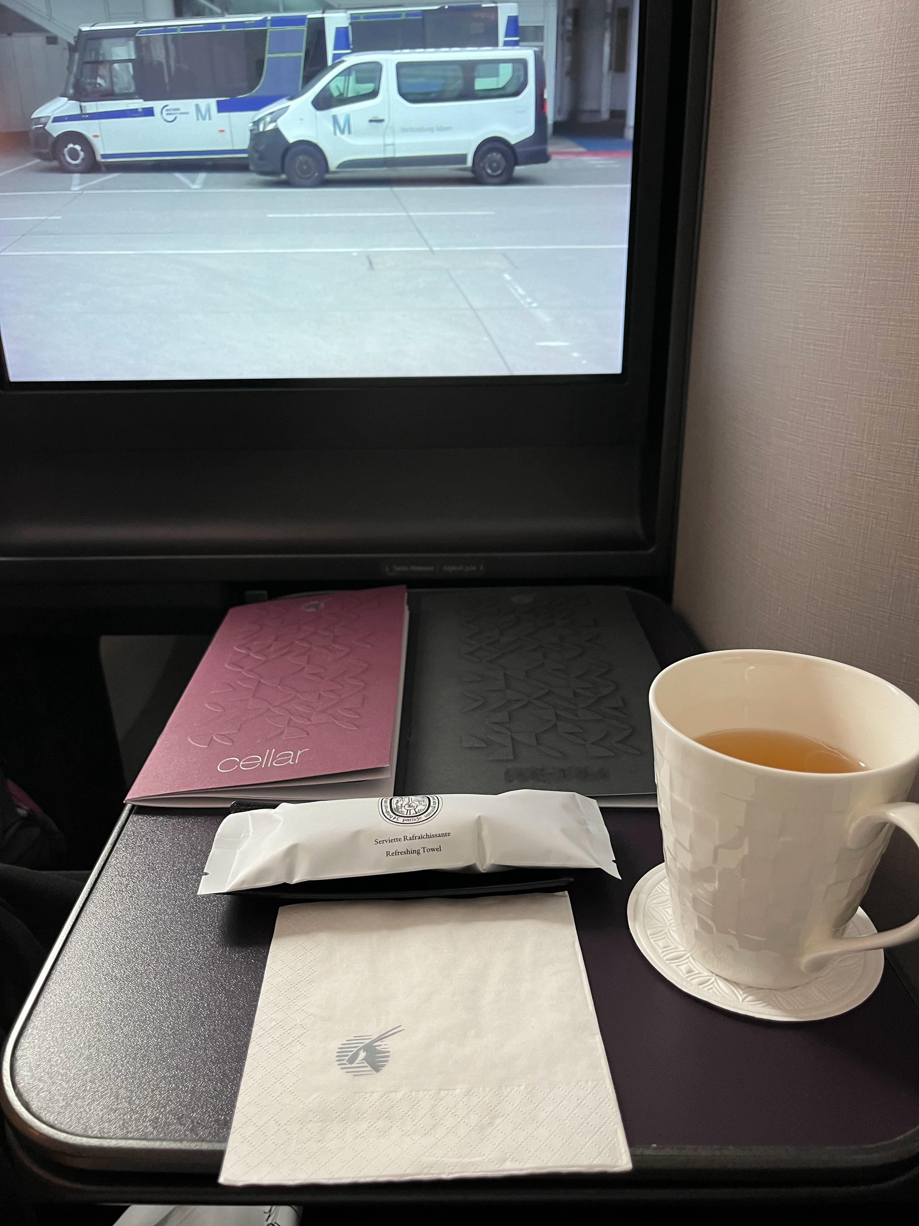 卡塔尔航空这伙食不错 ​​​