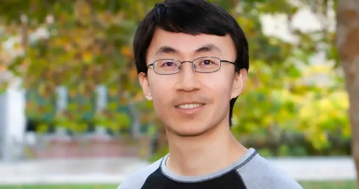 这个AI能自己造AI，十几分钟写完代码，一天交付可用模型