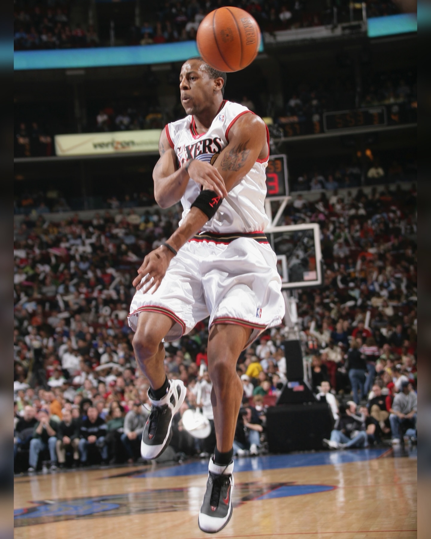 Andre Iguodala  2K4 & 2K5鞋控的日常  老照片中的球员和