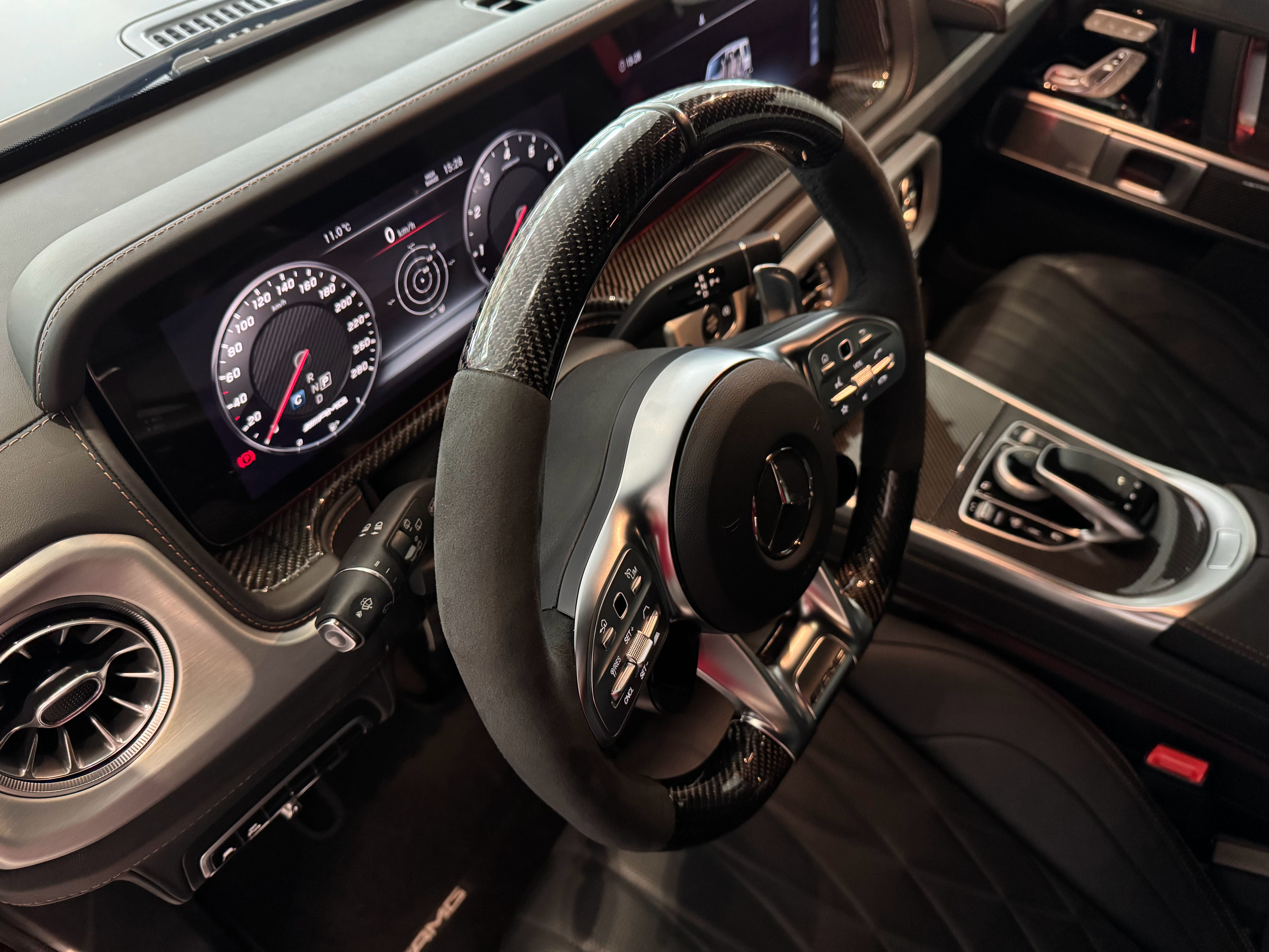 再到一台奔驰G63AMG 韩版高配 