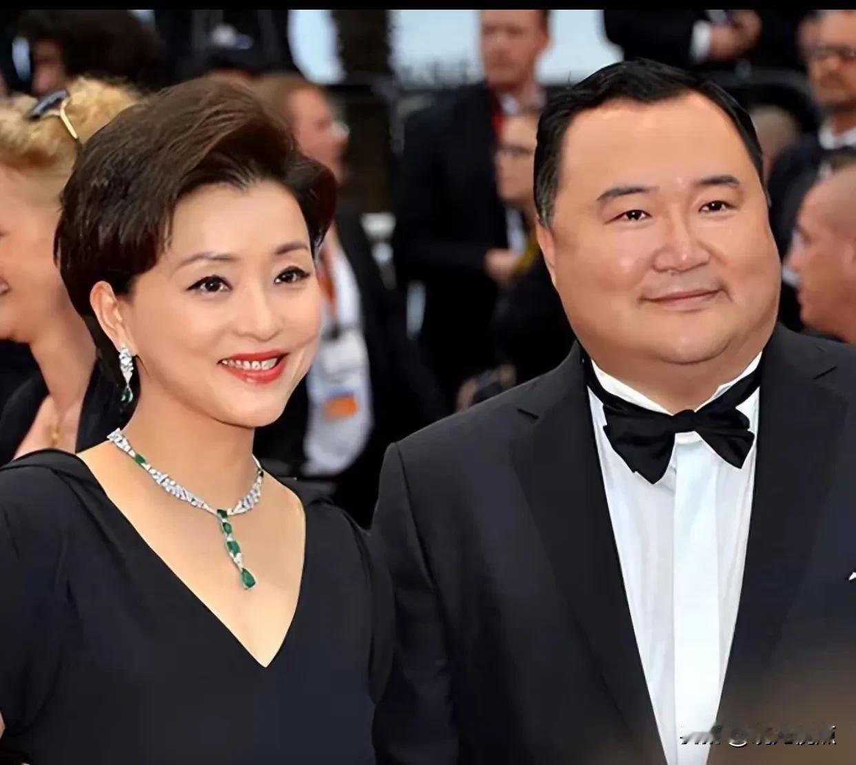 #秋日生活打卡季#结婚离婚都是因为“爱”，如果没有“爱”，把双方硬捏在一起，对彼