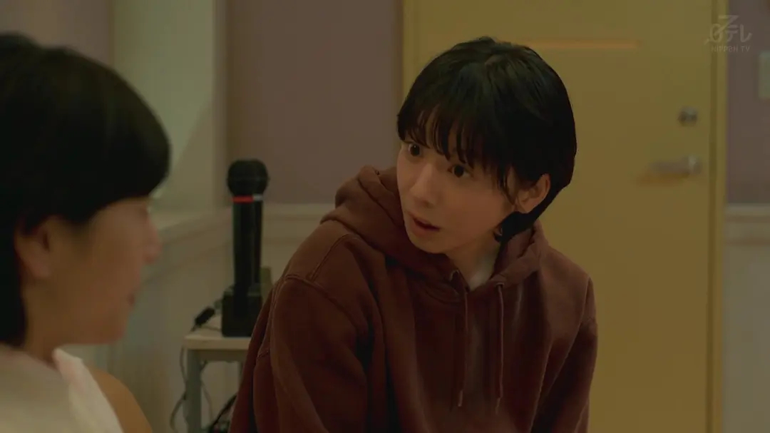 据南瓜社新闻：村上春树新长篇《夏帆》影视版权已售出，女主角确定由夏帆出演。 