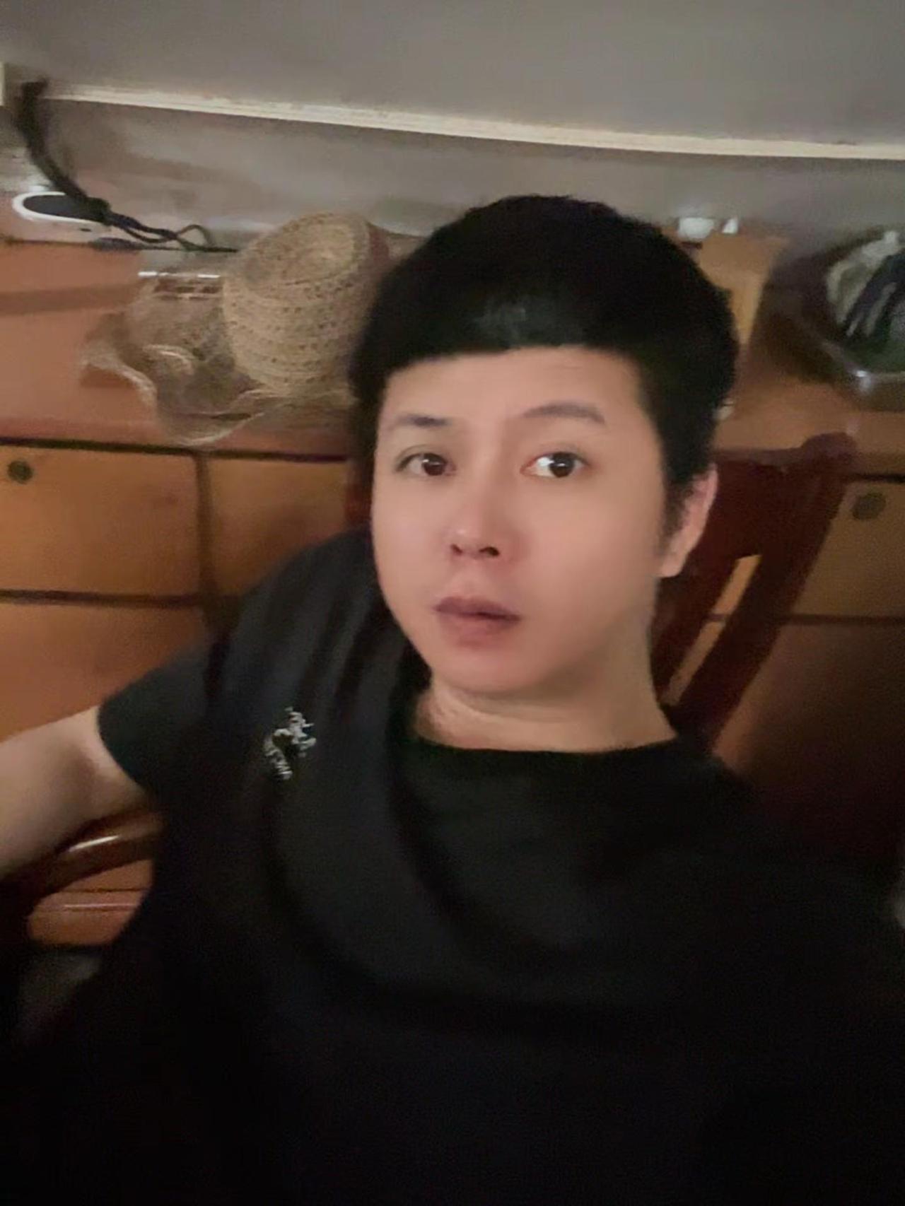 35岁好失败，一百元都拿不出