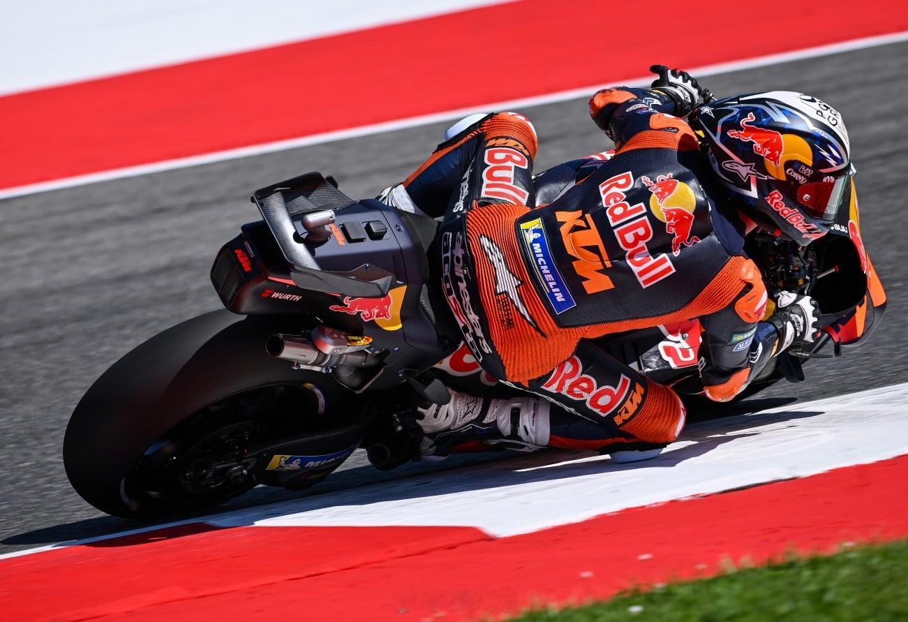 KTM、Marelli以及IRTA技术部门目前仍在调查导致 Pedro Acos