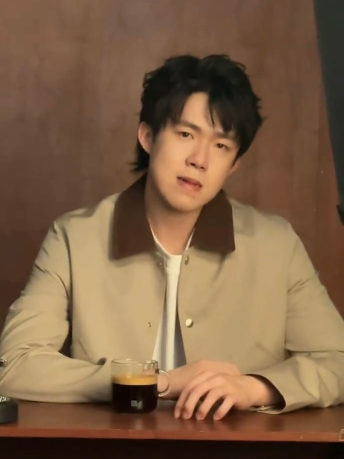 是同一只小狗呢🐶我服了这个咋那么萌。！ 