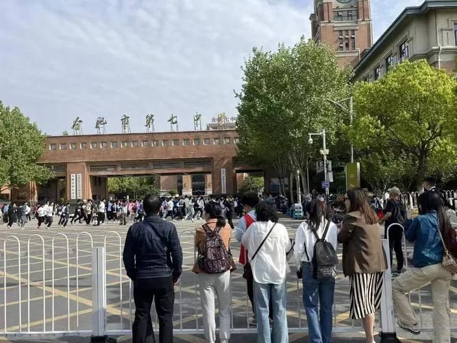 合肥市教育局1月5日明确，从2028年中考开始，总分将从750分降到730分，核