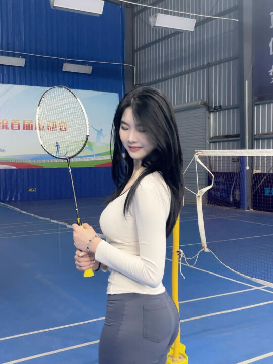 一起打羽毛球吗🏸