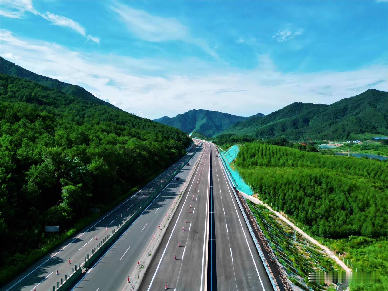 重磅！日滕高速今年开建，“一脚油门去看海”的日子不远了！

近日，日照官方发布消