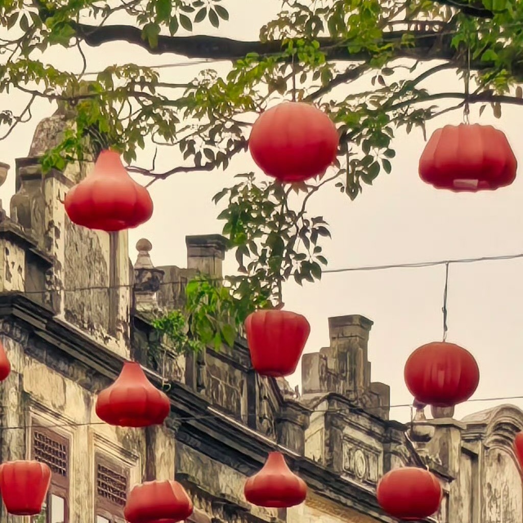 善念养善心，善心生善念。德不积不厚，善不行不成。人往高处走，善在心中留。至宝不常