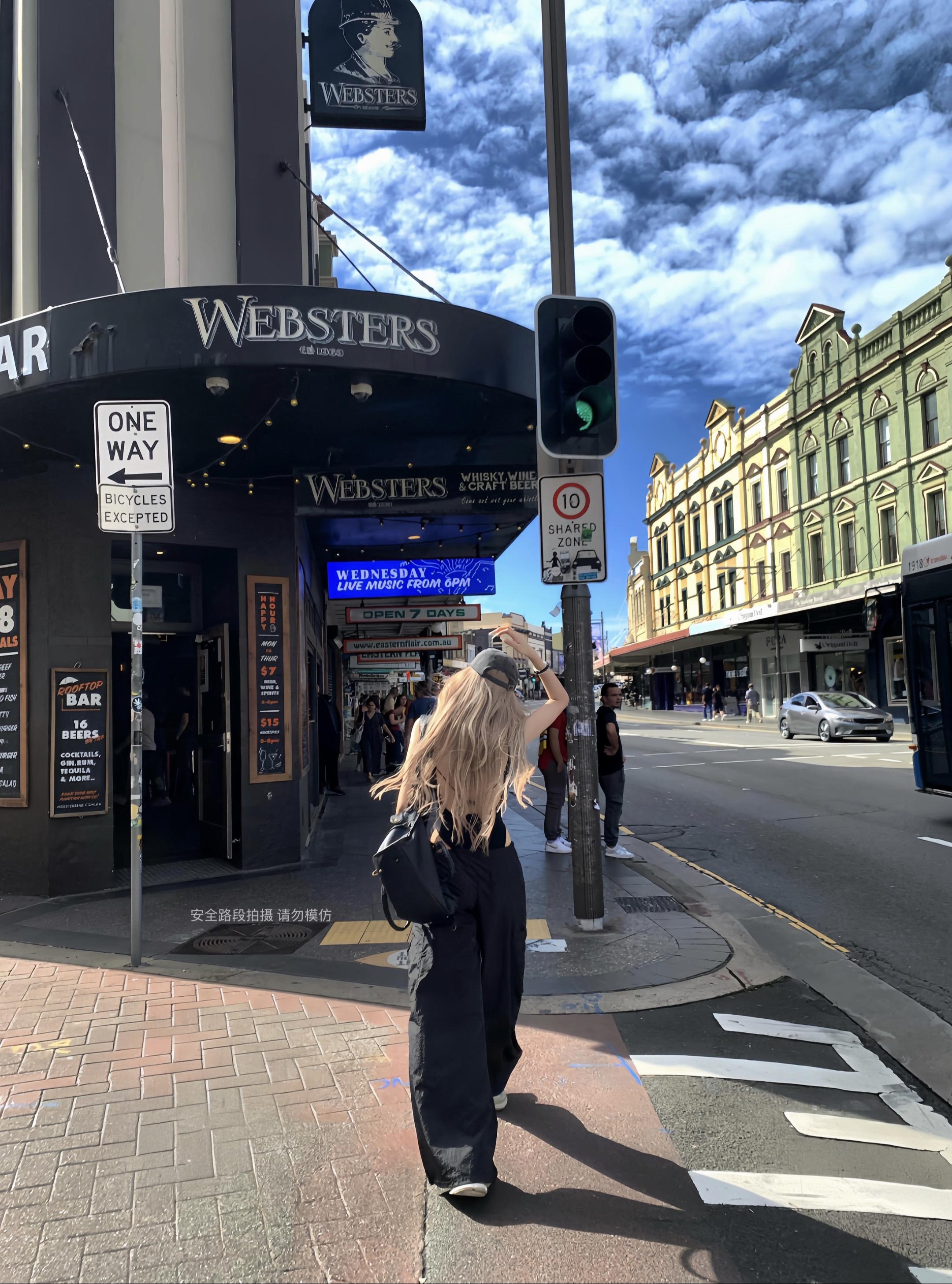 当我想要自由 眼前每一条都是我的路。