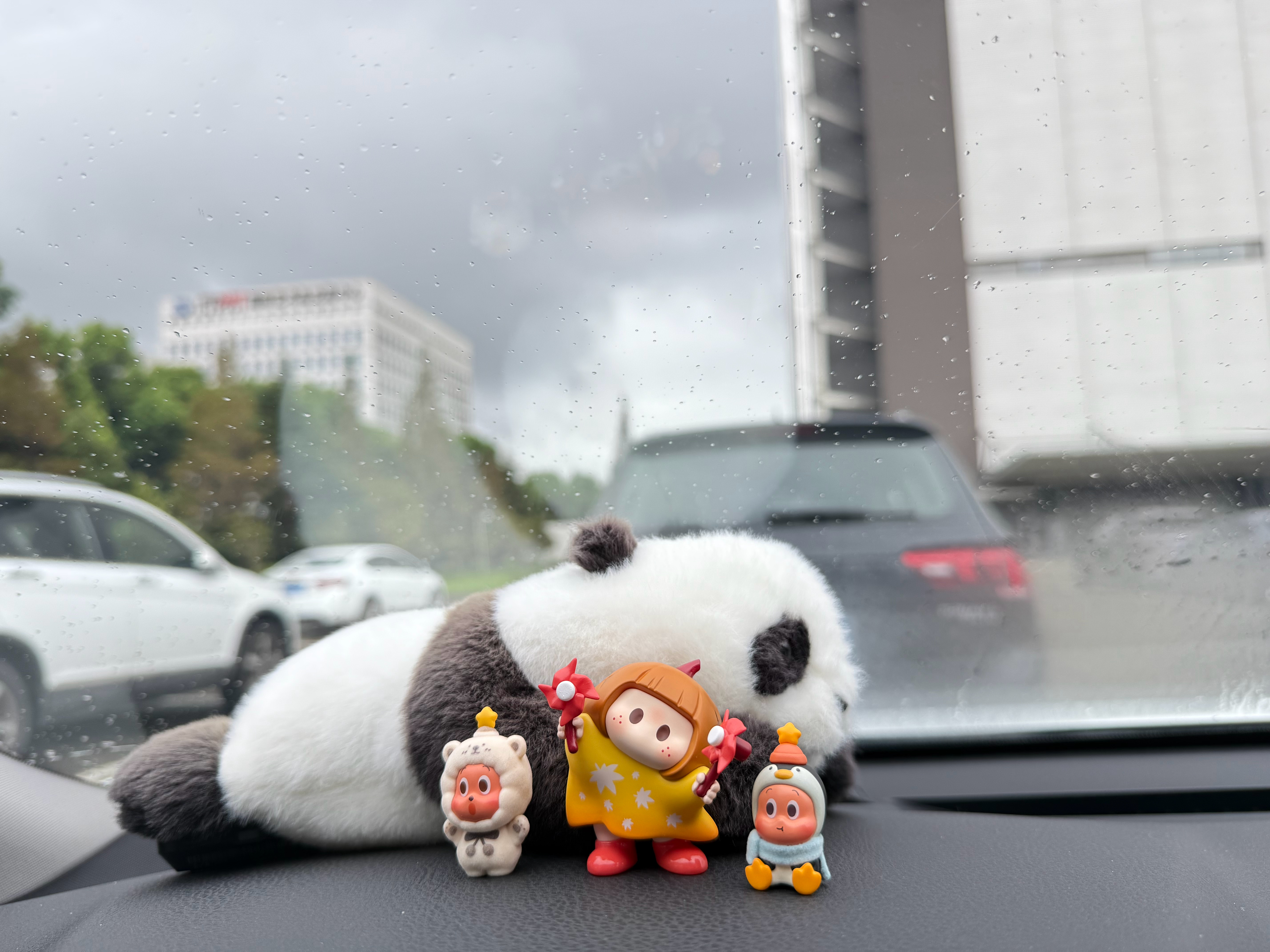 周六的早晨允许自己慢一点。又是一个雨天☔️今天只想做个闲人[桃里桃气][桃里桃气