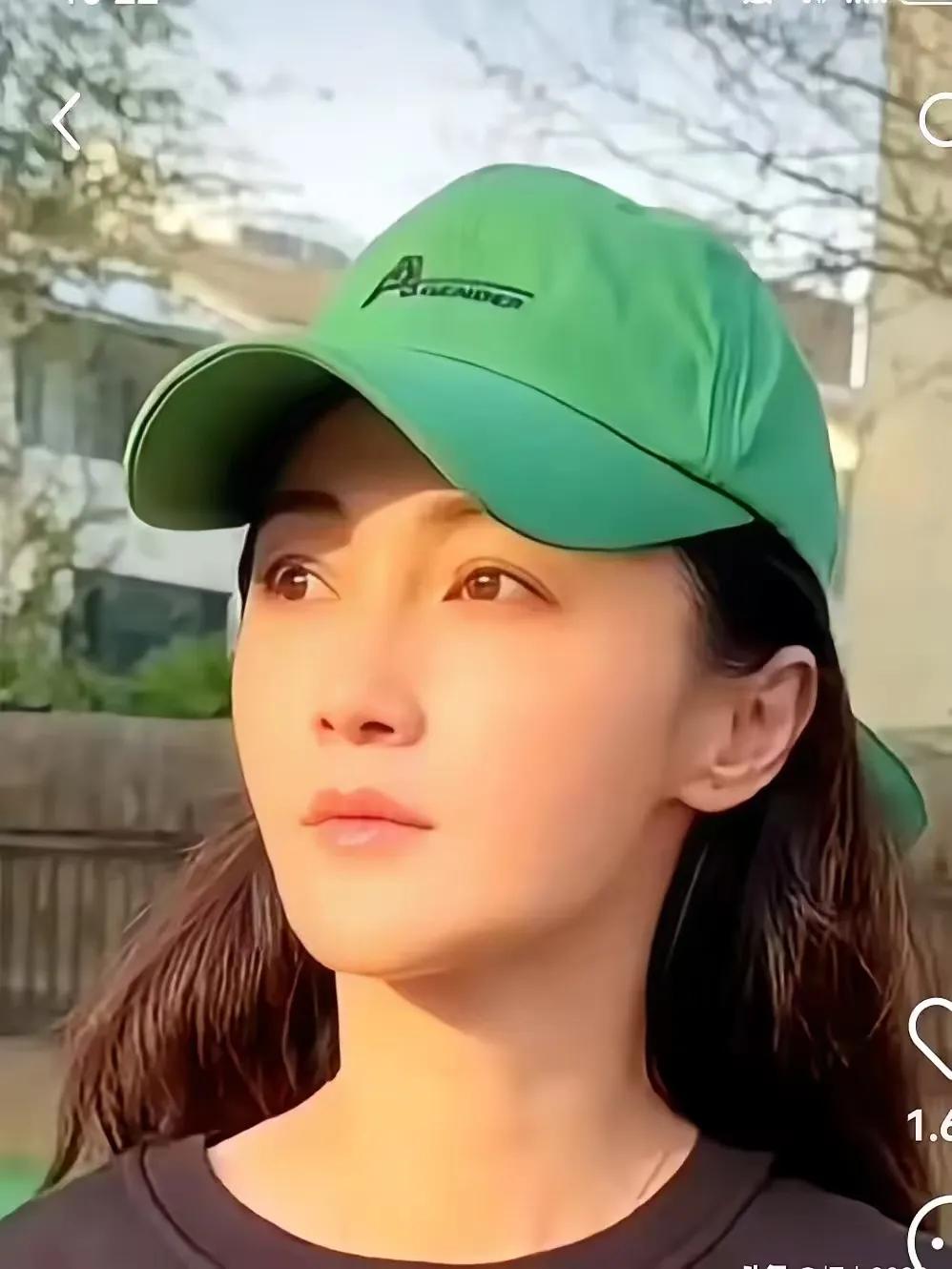 姚笛要是回头，就是把当年那口锅再背一遍。再回头，没味儿了，一个怂男人当初当了缩头