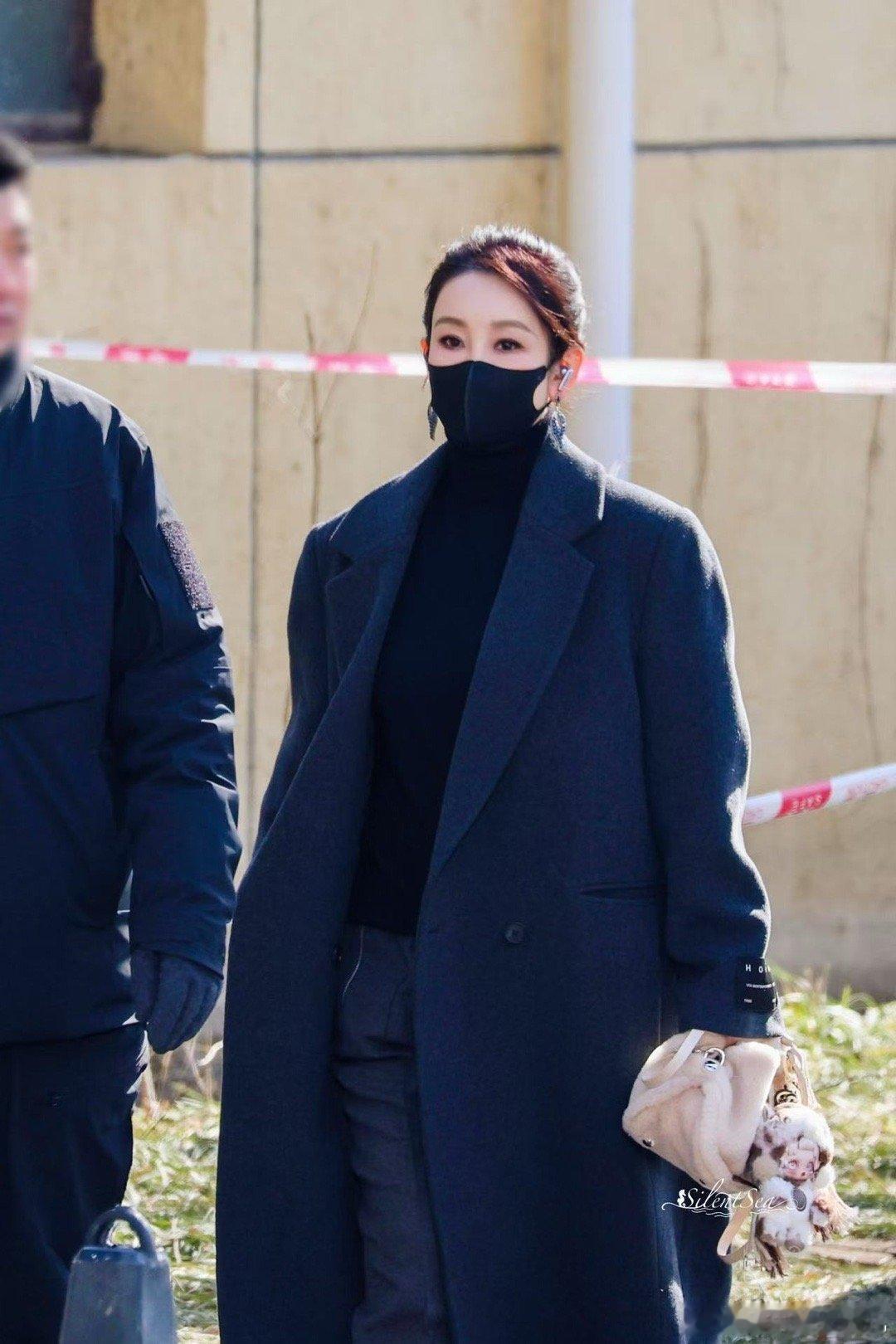 161个明星集体买房半个娱乐圈来开年会 年度阵容盛宴来袭！实力唱将携手新生力量，