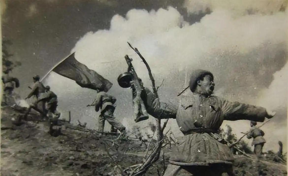 抗美援朝中的上甘岭战役，进行得非常激烈，我志愿军伤亡很大。一天，我志愿军占领的5