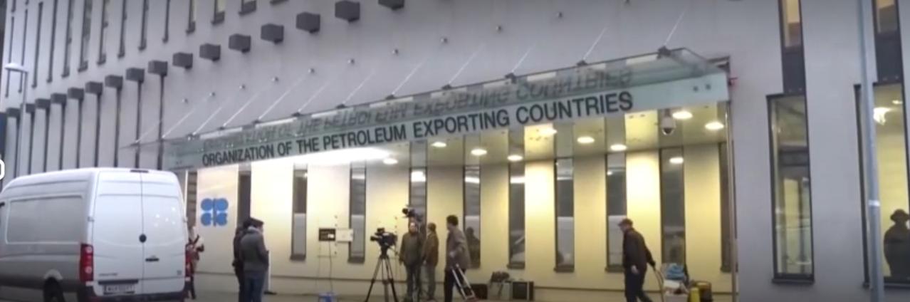 主要产油国宣布5月继续增产，OPEC会议现场备受关注。从钻井平台到炼油厂，石油产