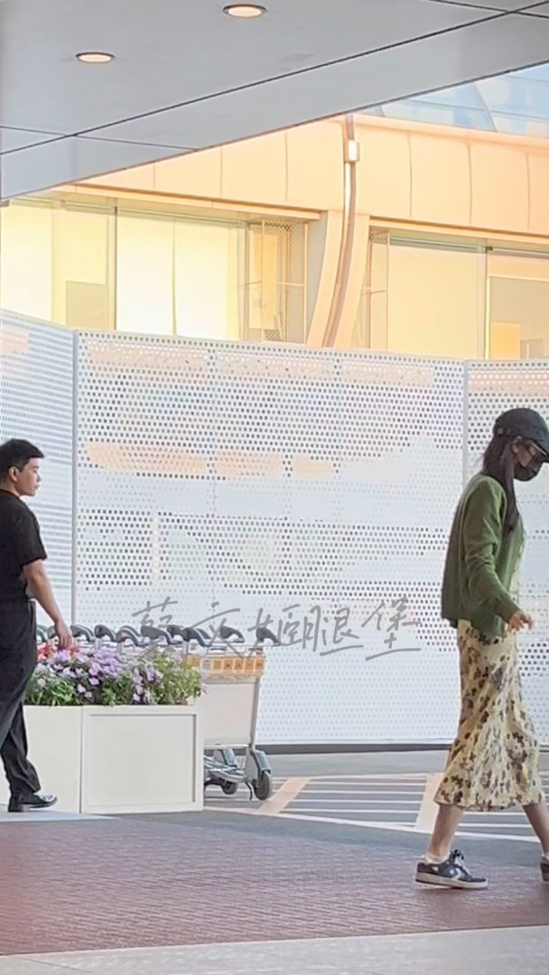 迪丽热巴[超话]  已经狠狠的期待明天见到老婆了期待明天老婆的表演 也期待和爱巴