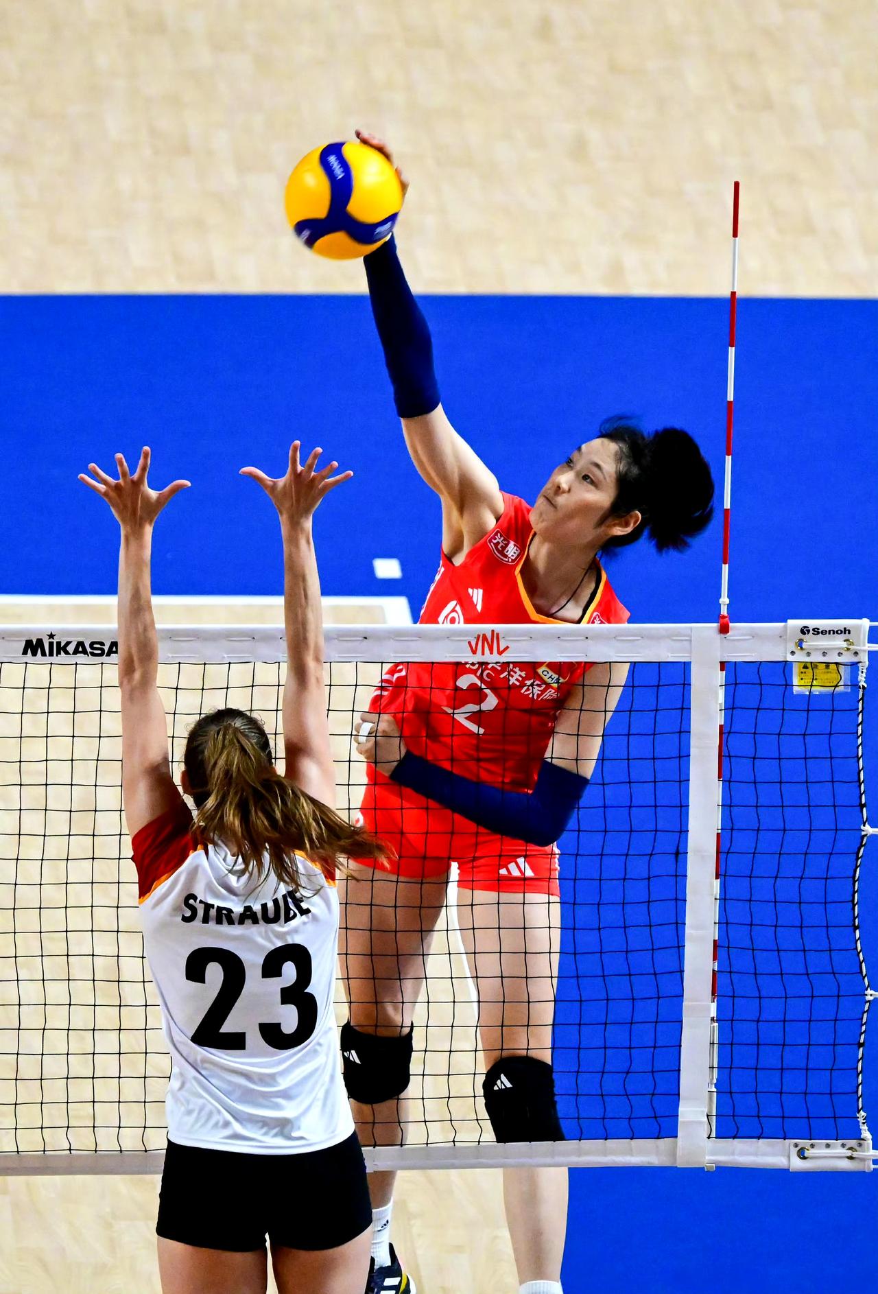 赵勇为何这次不招朱婷！记得巴黎奥运后，朱婷还是非常希望再为中国女排效力！从主题目