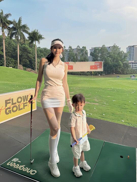 高尔夫日｜如何按照理想型培养儿子？