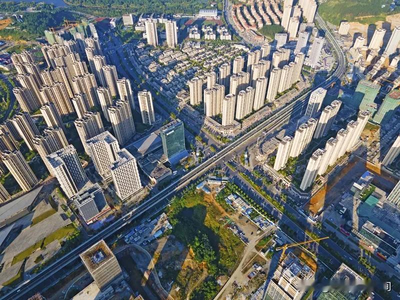 深圳龙岗区坪地街道要建“教育之城”，这消息太让人期待了！规模空前，感觉会给当地带