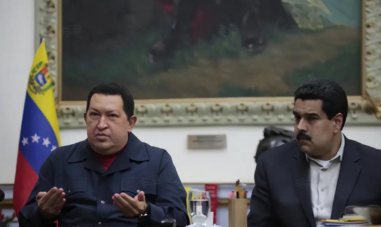 72岁的前总统刚做完阑尾炎手术，从奥塔门迪诊所出院没多久，就在社交平台上“开炮”