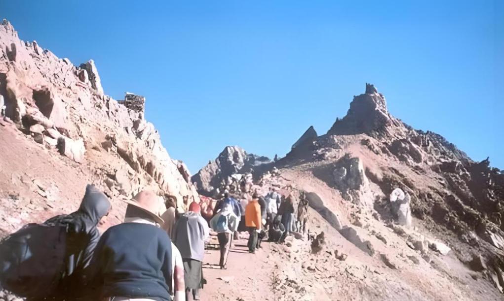 关闭六年的中印里普列克山口近期重新通行，已有二十余名印度商人经山口进入西藏普兰县