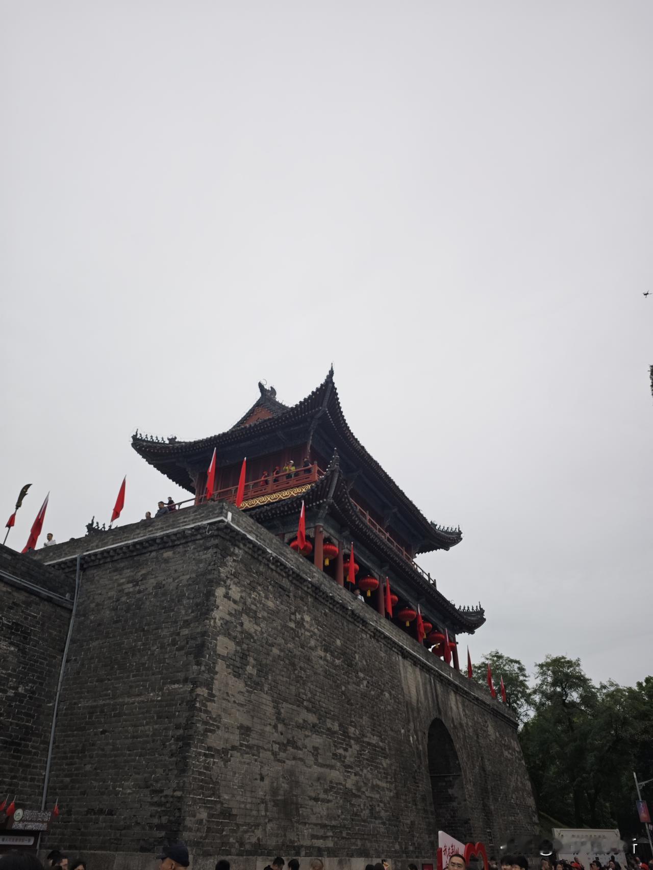 打卡荆州古城！