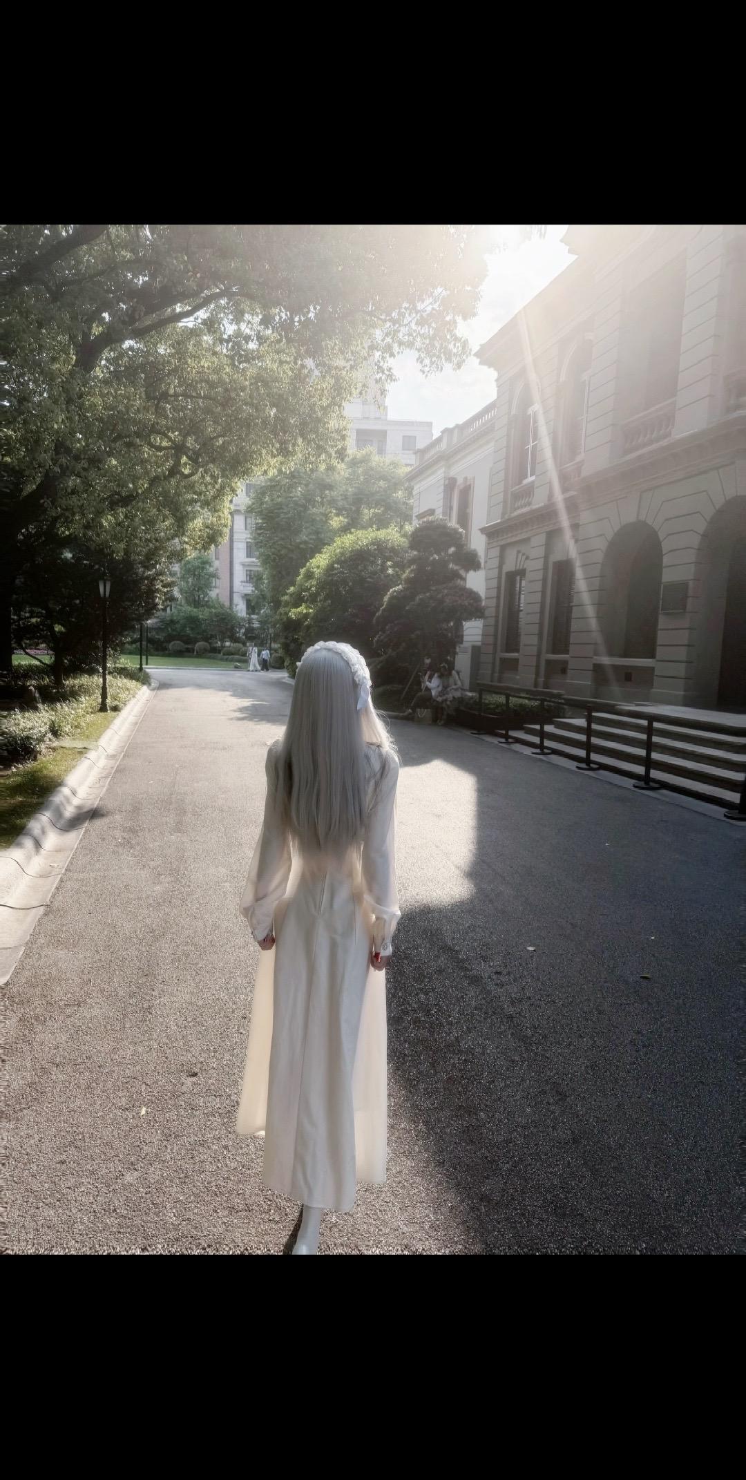 寻找爱 寻找美杜莎这世上一定有一双眼睛 能让你心甘情愿地把一生石化