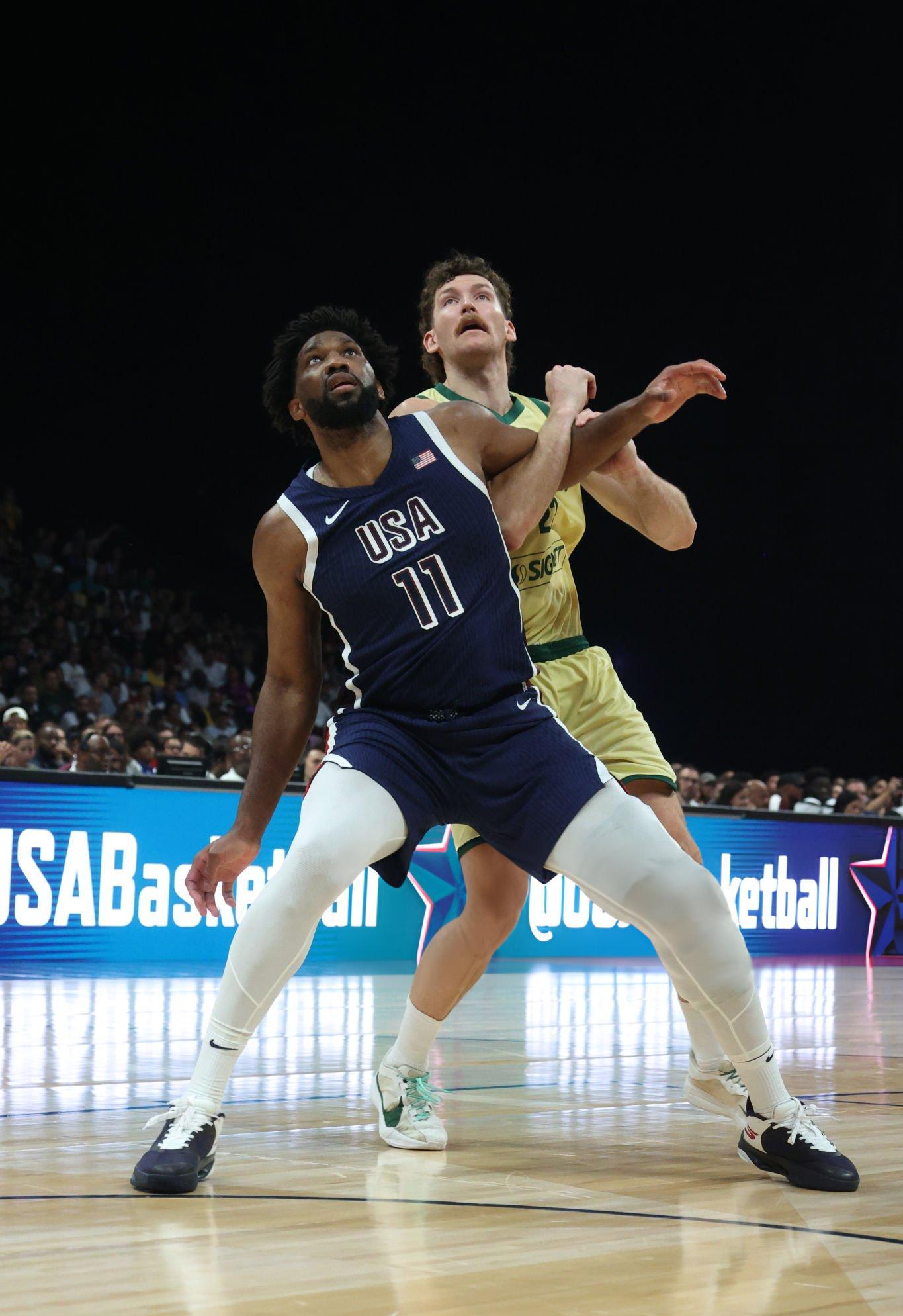 #SNEAKERS ON COURT# Joel Embiid & Skeche