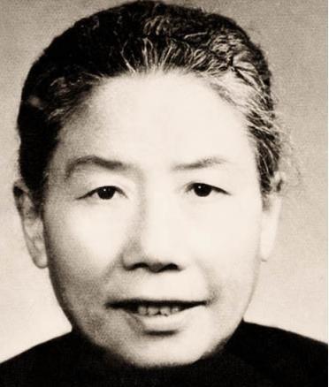 曾国藩曾侄孙女曾昭燏巾帼不让须眉，海外留学，从事考古事业，护送珍贵文物回国，毕生