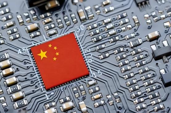 一位从德国回来的同事曾说，西方世界，尤其是欧洲人对我们真的非常不满，甚至很愤怒，
